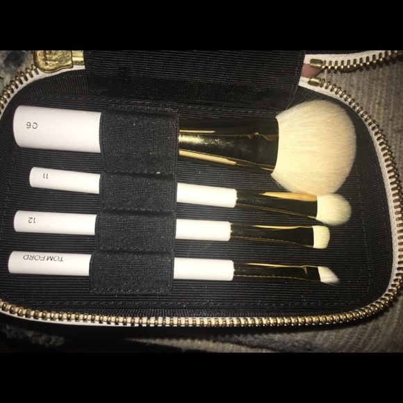Tom Ford Other - TOM FORD SOLEIL BRUSH KIT